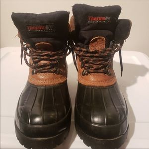 💕Northwest Territory Women’s Water Proof Boots.